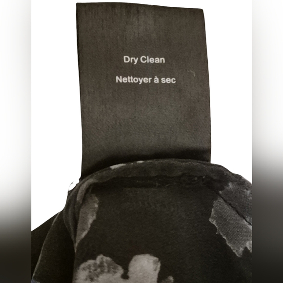 Babaton Black Sleeveless Camisole with Black Floral Design 100% Silk - Picture 5 of 6